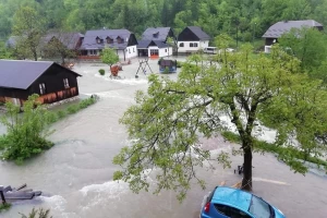 Selo Korana pod vodom, izvanredne mjere obrane od poplave na karlovačkom području