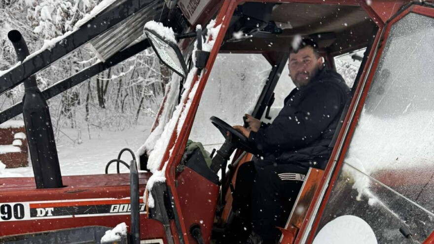 Kako je traktorista Ibro postao najpoželjniji komšija: "Računaj na nas i krvi ako zatreba"