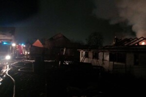 Požar progutao krov farme Dragana Ćirića: "Sva stoka je izbačena napolje"