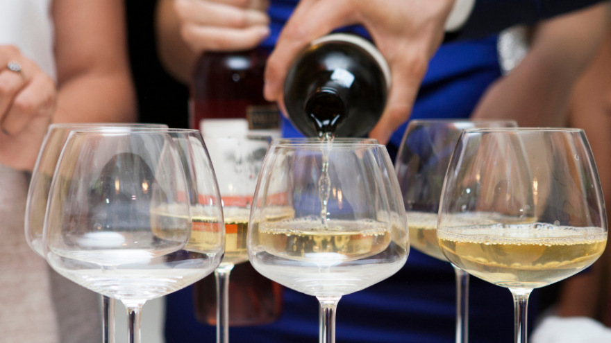 Bogat program i brojni poznati vinari očekuju nas na Festivalu traminca