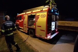 Ostao bez dva traktora, jedan u požaru potpuno izgorio, drugi oštećen