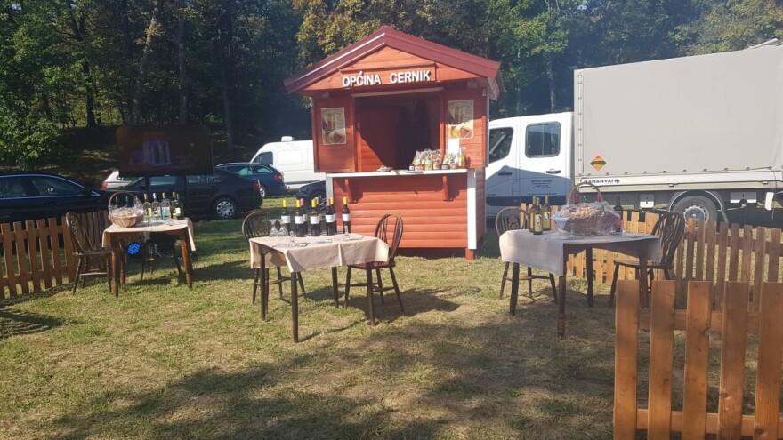 11. Dani cerničkog Portugisca uz izložbu plodova i proizvoda starih sorti voća i povrća