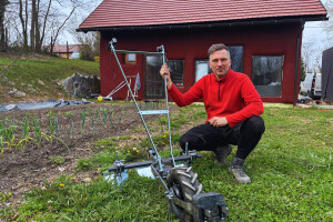 Iz male radionice Brune Motika u Vukomeriću stiže najtiši i najlakši traktor!