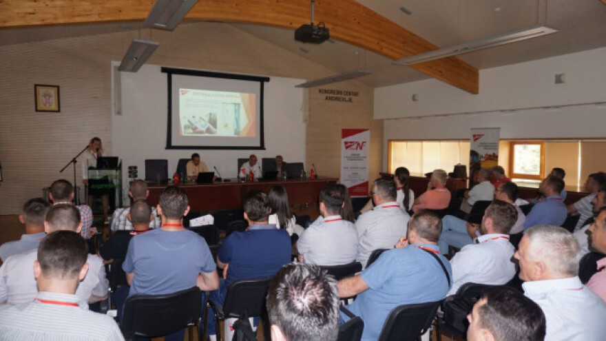 1. Poslovna konferencija  Adeco - ADECONF