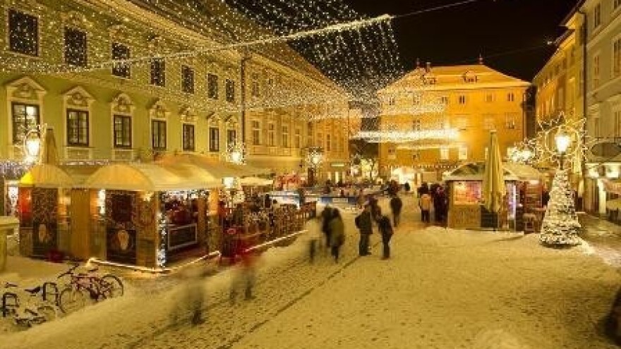 Advent u biskupskom gradu