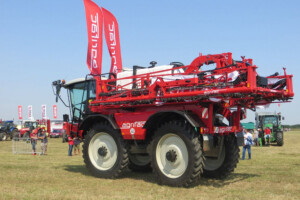 Upoznajte Agrifac Condor - diva radne širine 36 metara!