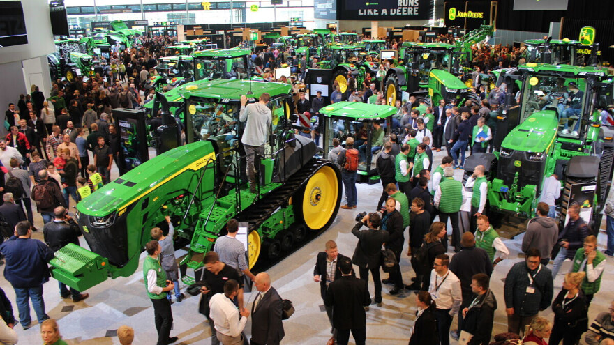 Agritechnica 2021 - Hibridna, u dva izdanja
