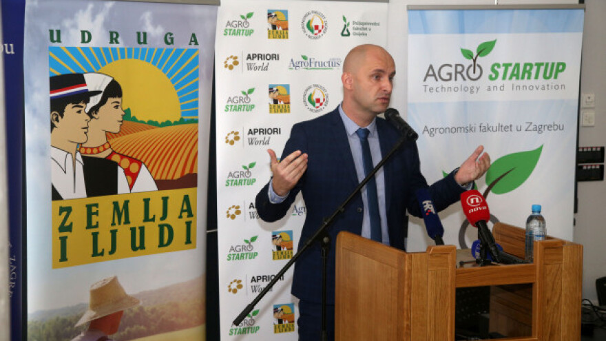 Tolušić mladima: Pokrenite poljoprivredu!