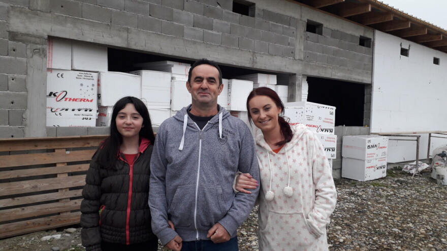 Na lokalno tržište dnevno plasiraju 6.000 jaja - Dragan za kćerke vidi budućnost na selu