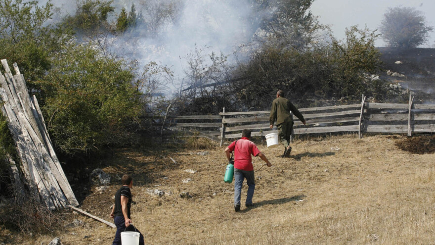 Ko vatrom "čisti" njive i pašnjake gubi pravo na subvencije