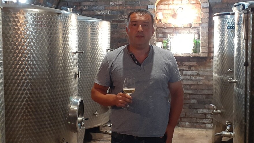 Banjac: Porodična vinarija kao okosnica dubičkog seoskog turizma