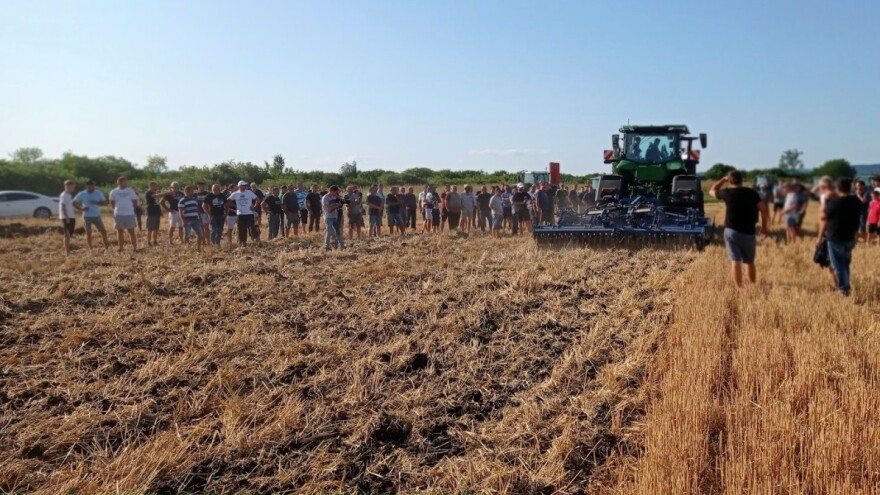 Dan polja kao prezentacija poljoprivrednih strojeva - pun pogodak!