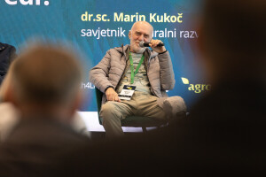 Ako Luku do osmog razreda ne zainteresirate za poljoprivredu – ode on na TikTok, a ne na traktor