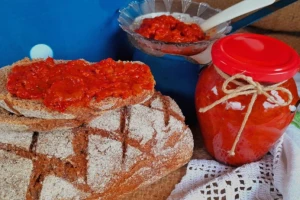 Kako se u Šumadiji priprema ajvar?