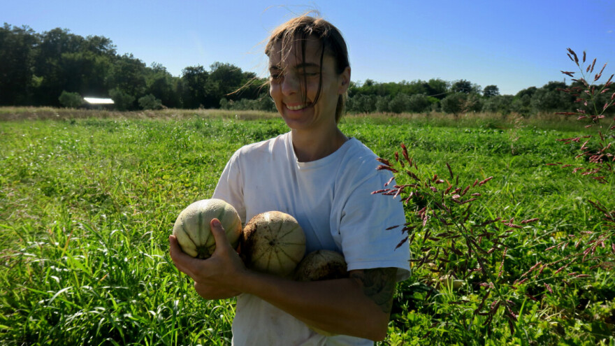 Od pomoći baki i djedu do eko OPG-a: Ana Sarvan zamijenila diplomu inženjera kemije s motikom