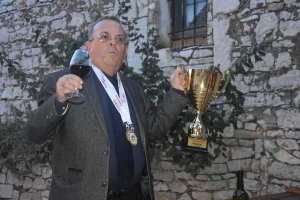 Dr. Anđelko Vrsaljko otkriva: Blato ljekovito i za metabolizam vinove loze!