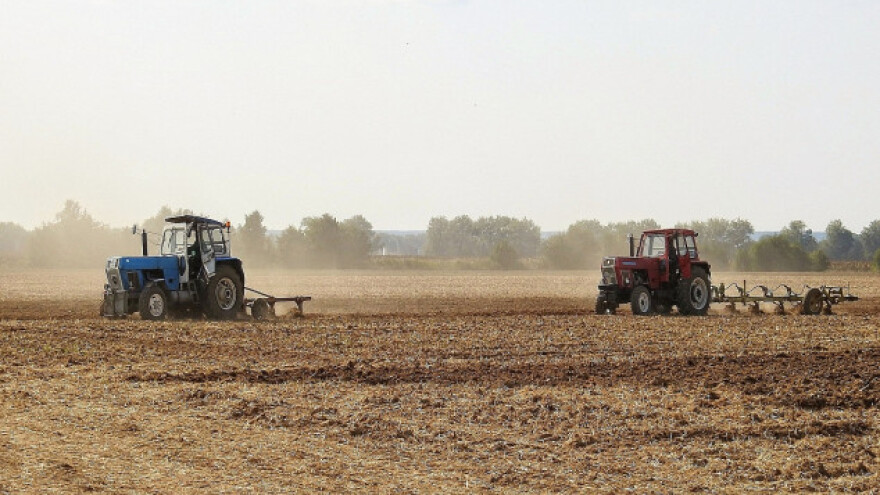 Zabrinjavajući nivo humusa na srpskim njivama