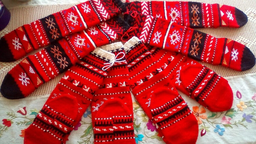 Čarape frizerke iz okoline Trstenika - mala umetnička dela