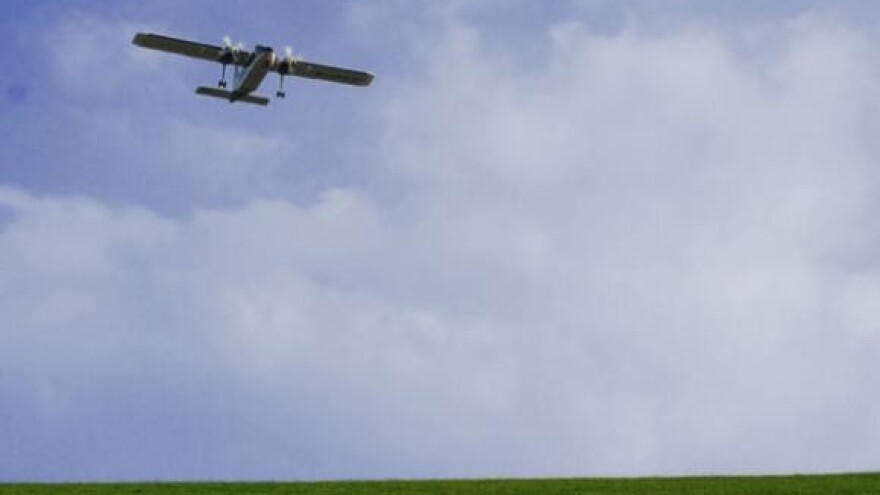 Obrana od tuče: Avioni u hangarima!