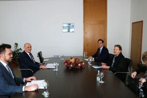 Potpisan ugovor o zajmu 61,4 miliona eura za projekte u poljoprivredi