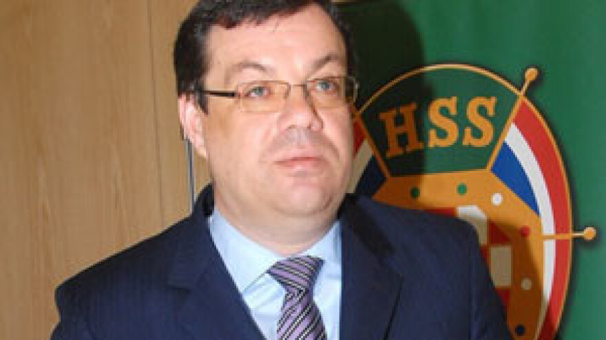 HSS suspendirao Damira Bajsa