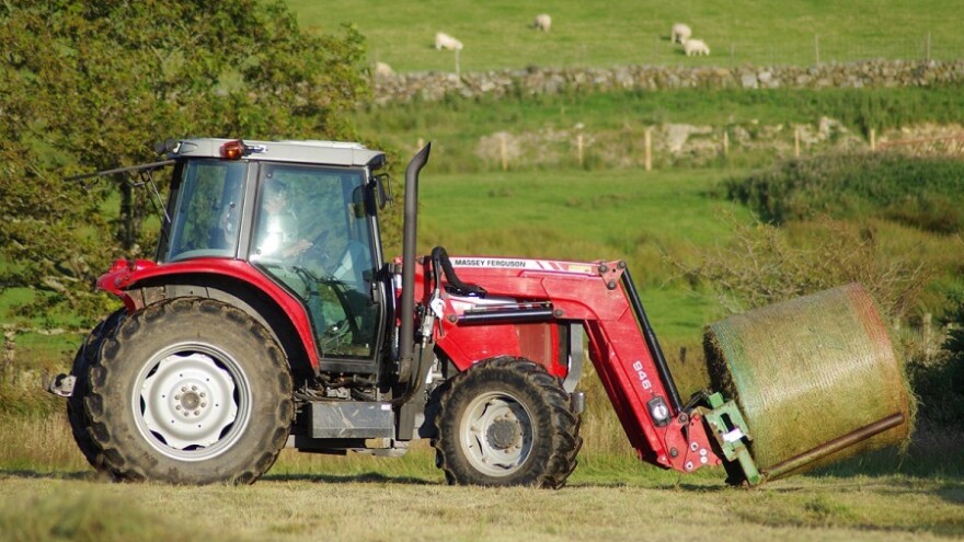 Smrtno stradao dok je balirao sijeno