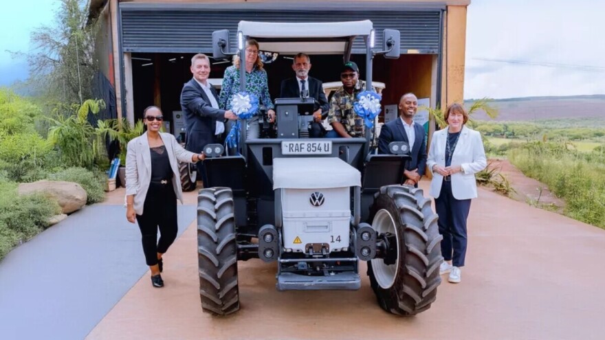 I Volkswagen ima svoj električni traktor