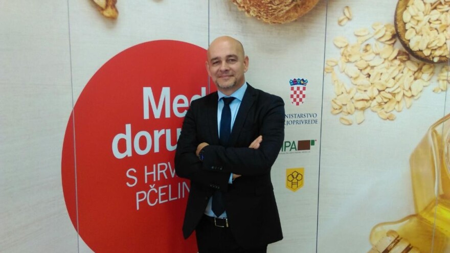 Svaki će prvašić dobiti staklenku meda u sklopu projekta Školski medni dan