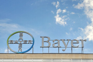 Bayer povećava ponudu za Monsanto