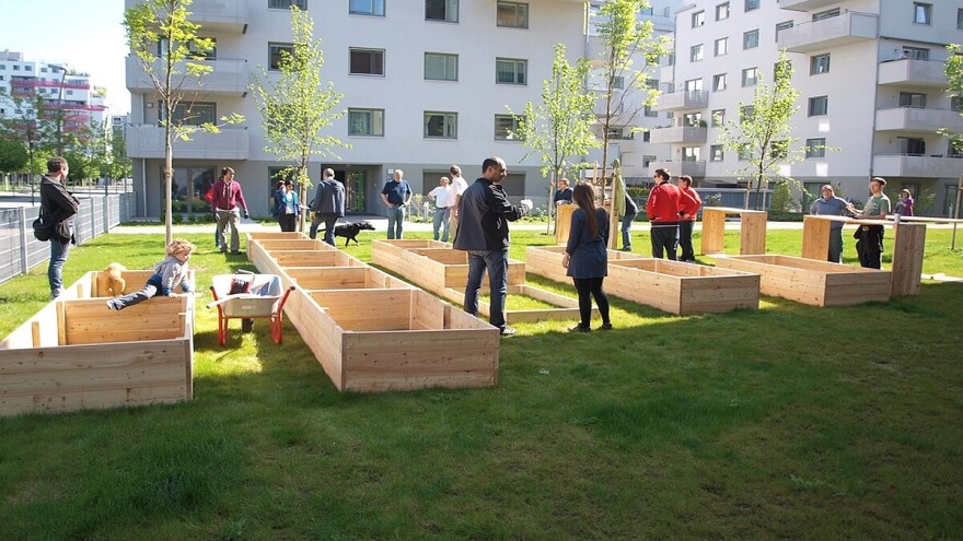 Oko novoizgrađenih stambenih zgrada i novi urbani vrtovi