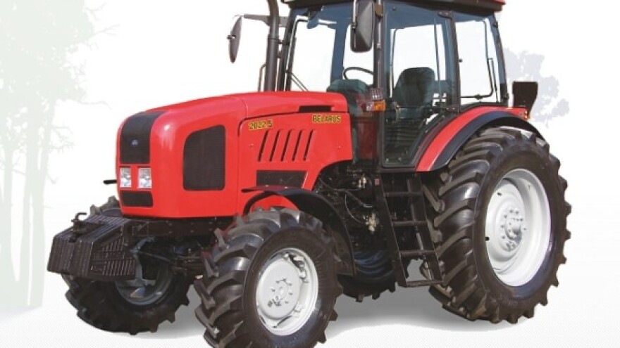 Traktor Belarus 2000