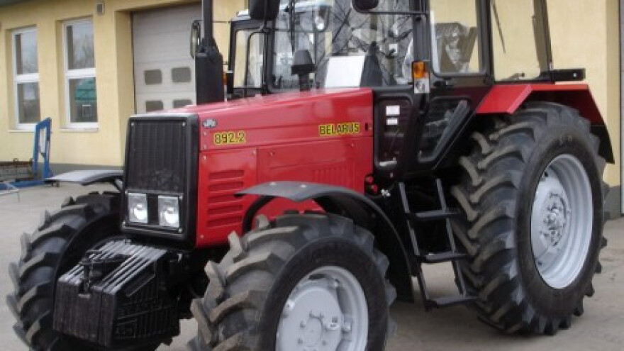 Belarus 892 i 952 traktori dobili novi dizajn!
