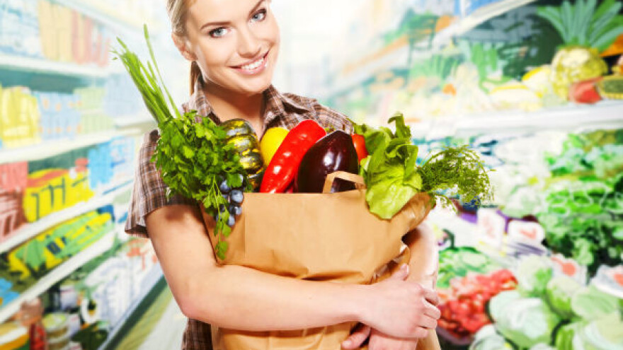 Belorusija na dobiti od prodaje zabranjenog voća Rusiji