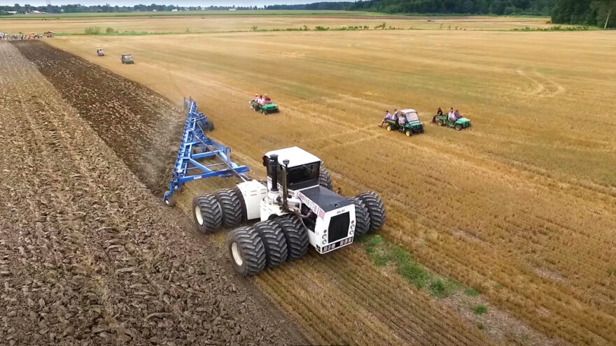 Stiže novi, još snažniji traktor Big Bud 640?