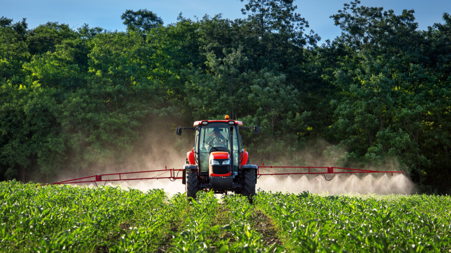 Stroža kontrola upotrebe pesticida: Uskoro obuka za poljoprivrednike
