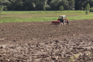 Godinu obilježile i suše i poplave, ipak farmeri bez većih gubitaka?