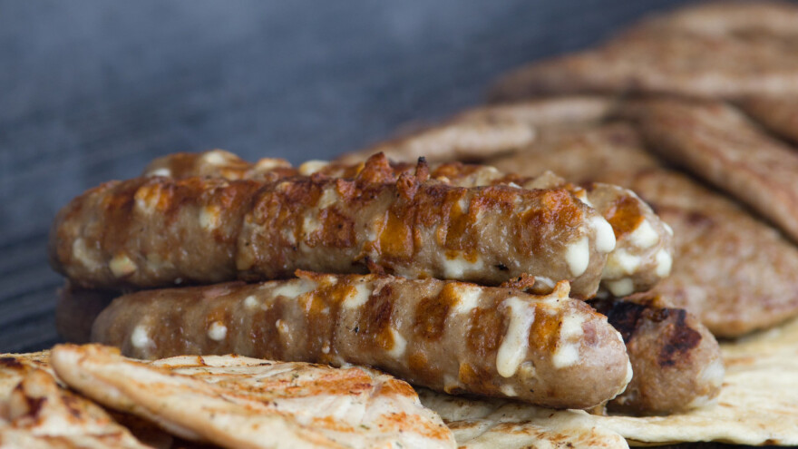 S tržišta zbog salmonele povučeni ćevapčići i pljeskavice