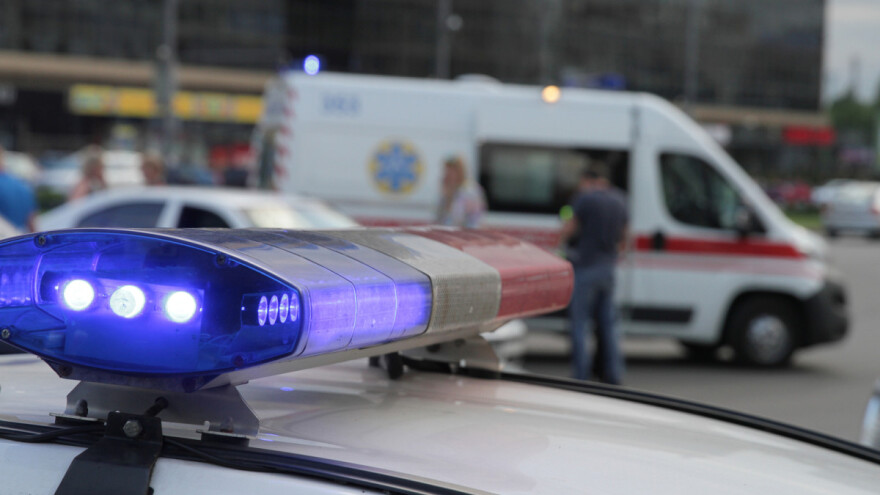 Automobilom udario u traktor, vozači imali istu količinu alkohola u krvi