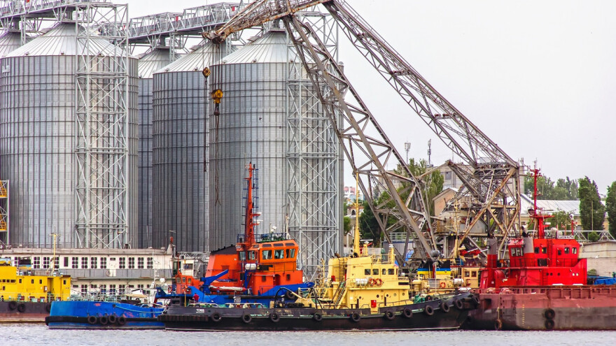Niski vodostaj reke Parane otežava izvoz soje i kukuruza iz Argentine