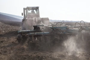 Prilagodite obradu zemljišta za setvu vremenskim uslovima