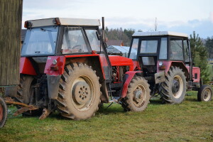 Pod lažnim profilom na društvenim mrežama prodavao traktor - kupac ostao bez novca?