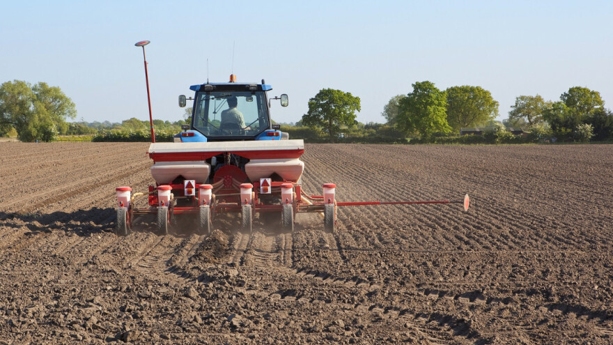 Raste cena repromaterijala, ali i poljoprivrednog zemljišta