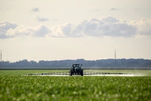 Završen referendum u Švajcarskoj: Ipak ništa od potpune zabrane pesticida