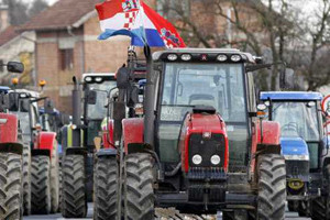 Blokirane slavonske prometnice - video
