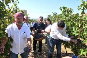 Vukšićki bećari zapjevali Radoslavu Bobanoviću: Oj Sokole legenda si živa!