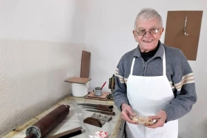 Svilene bombone, alva, zagoretke - slatki zanat bombondžije Mileta
