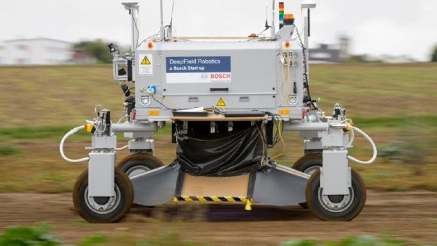 Divovski Bosch robot može dokrajčiti svaki korov!