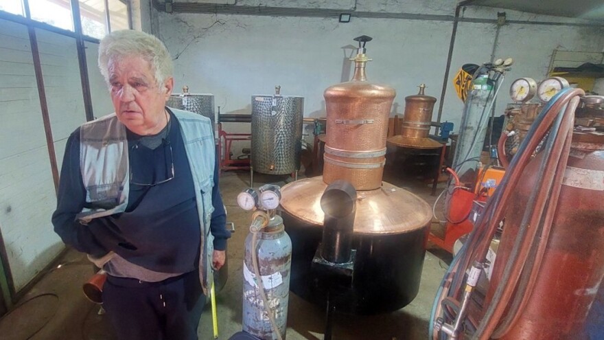 Čuveni kazandžija Boško Despotović pravi "vesele mašine" za tri generacije