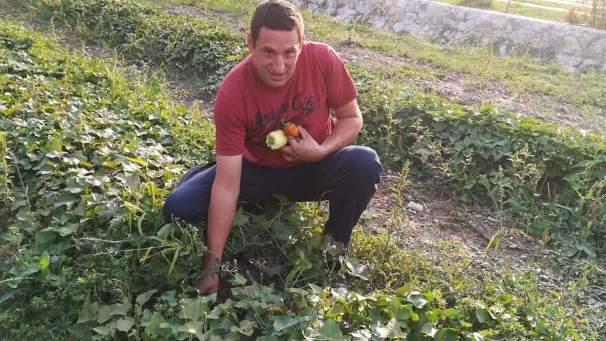 Bože Delić: Baka je ta zbog koje sam zavolio polje, nadam se da sam dostojan unuk