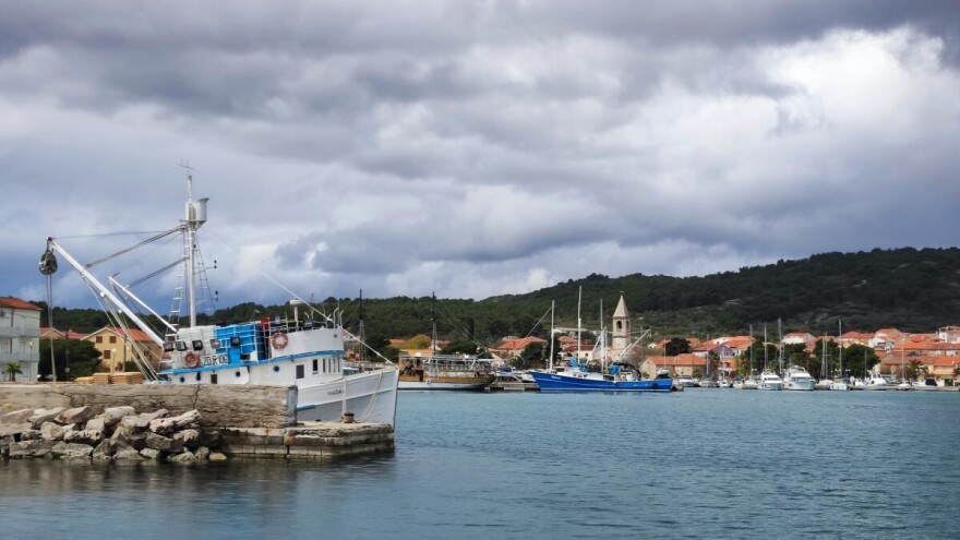 Plivarice će mjesec dana biti u luci, ovo su iznosi naknada na koje ribari imaju pravo